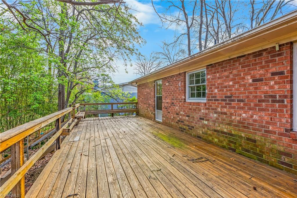 1603 7 Oaks Place High Point, NC 27265 - Photo 30 of 36