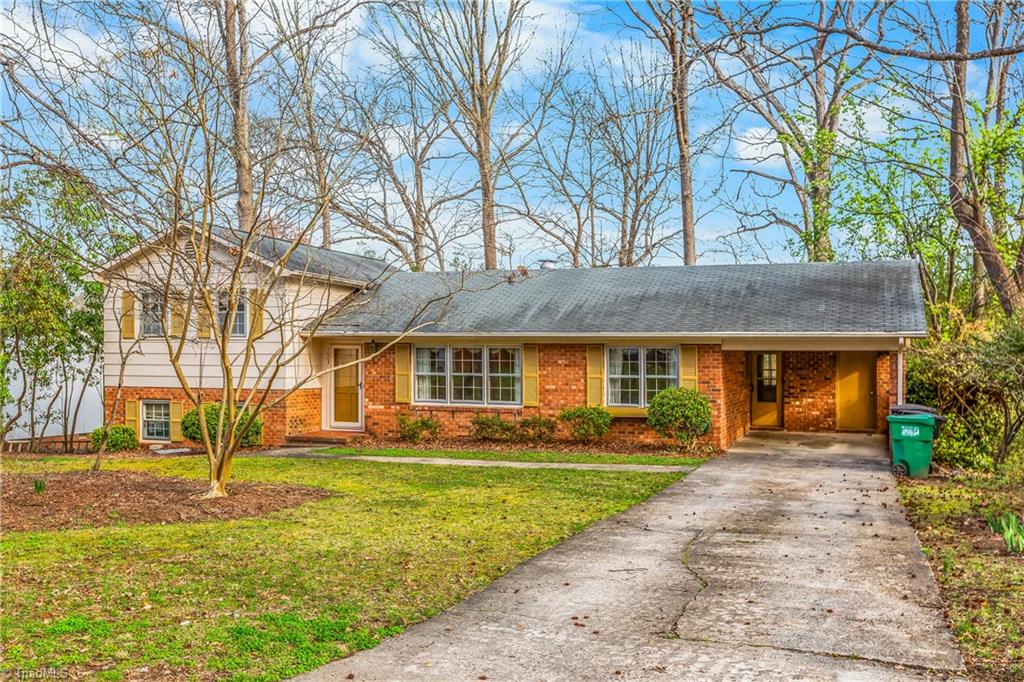 1603 7 Oaks Place High Point, NC 27265 - Photo 3 of 36
