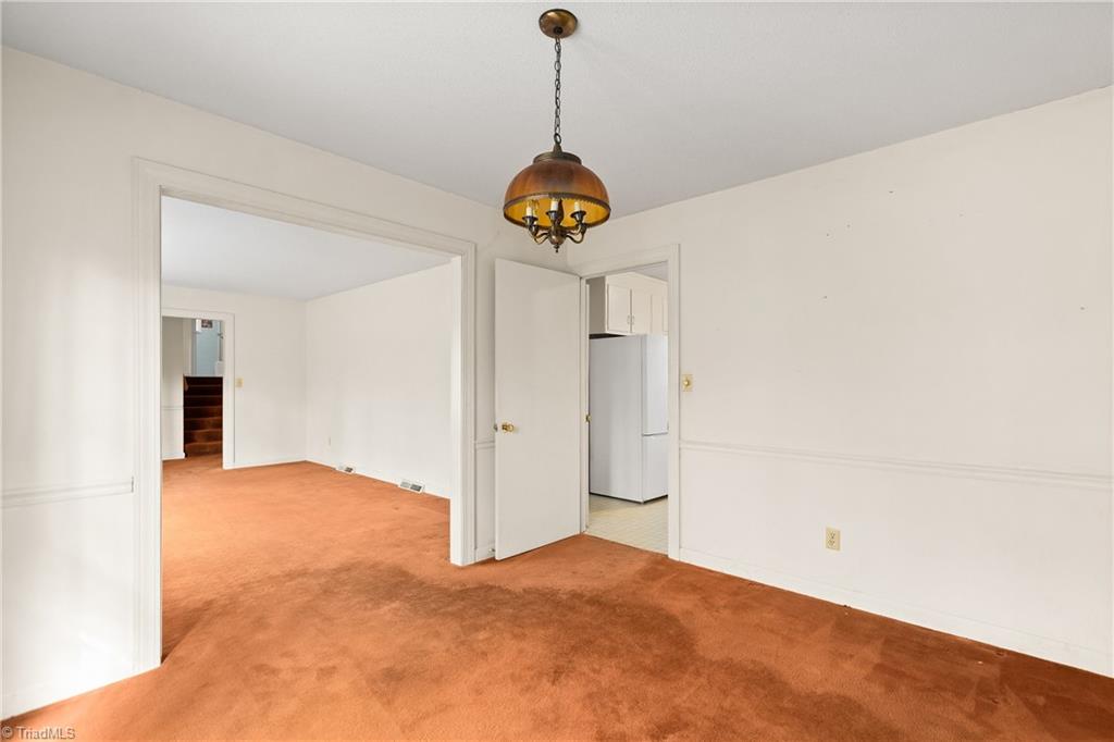 1603 7 Oaks Place High Point, NC 27265 - Photo 9 of 36