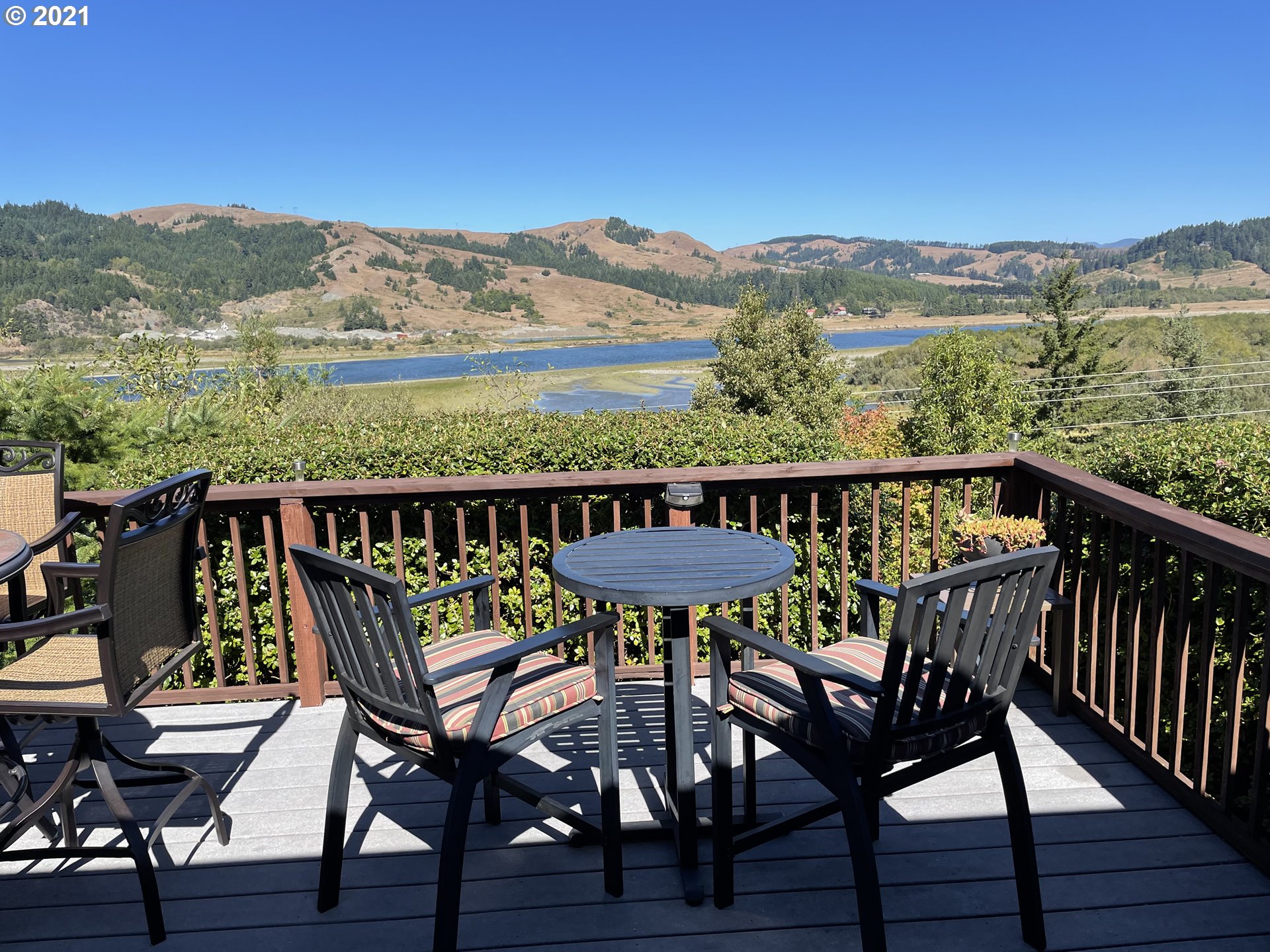 94892 Jerry's Flat Road Gold Beach, OR 97444 - Photo 12 of 32 Gallery Image 12
