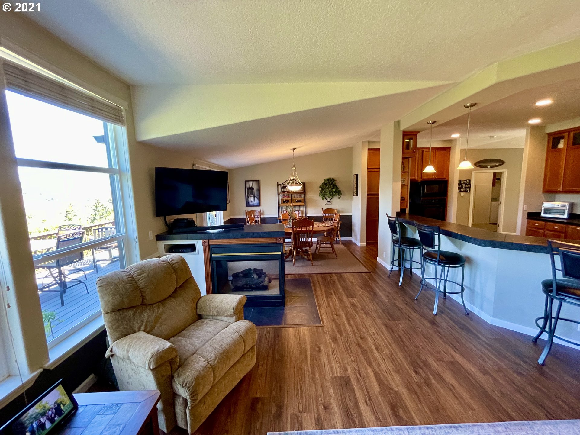 94892 Jerry's Flat Road Gold Beach, OR 97444 - Photo 10 of 32 Gallery Image 10