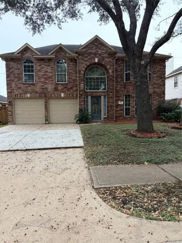 $2,750 | 611 Brazos Trace Drive, Richmond, TX 77469