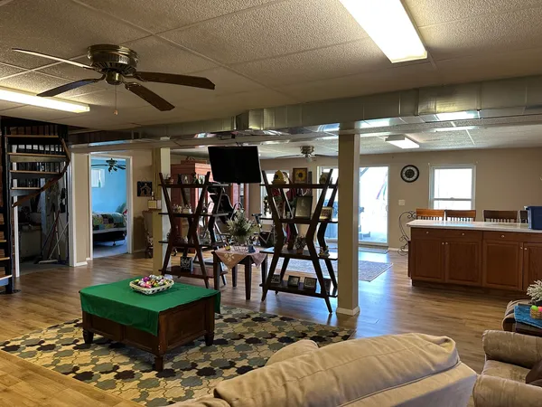 $390,000 | 18760 Hillside Road, Morrison, IL 61270
