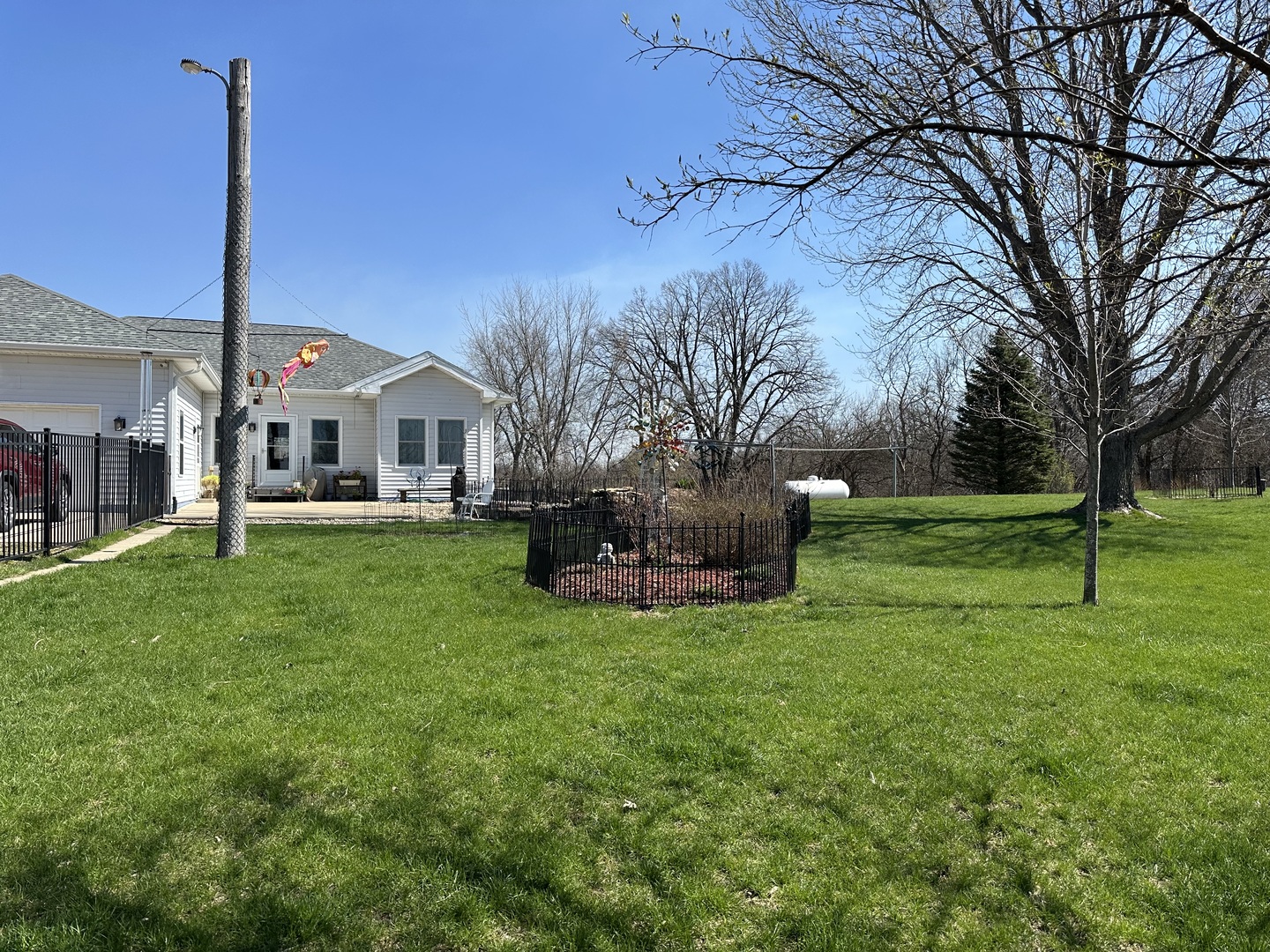 18760 Hillside Road Morrison, IL 61270 - Photo 2 of 31