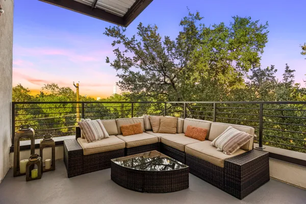 $1,100,000 | 2003 Wilson Street, Unit 5, Austin, TX 78704