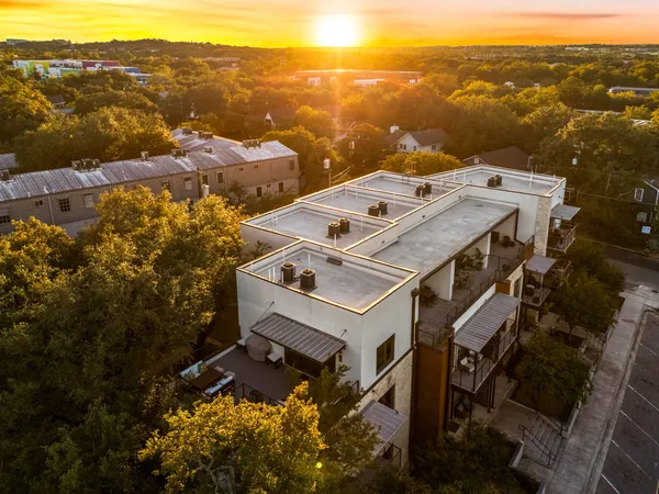$1,100,000 | 2003 Wilson Street, Unit 5, Austin, TX 78704
