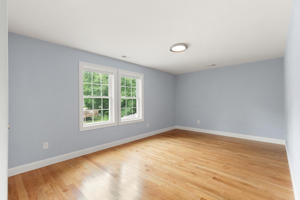 1295 Main Street Reading, MA 01867 - Photo 13 of 29
