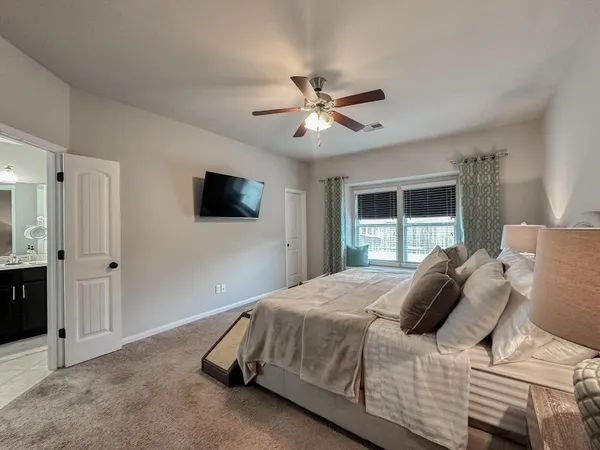 $2,050 | 5610 Casa Martin Drive, Katy, TX 77449