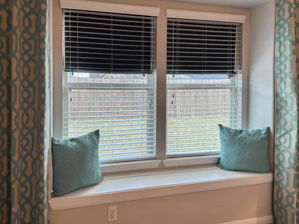 $2,050 | 5610 Casa Martin Drive, Katy, TX 77449