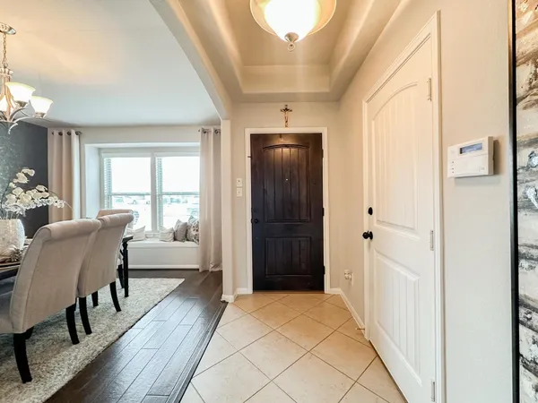 $2,050 | 5610 Casa Martin Drive, Katy, TX 77449