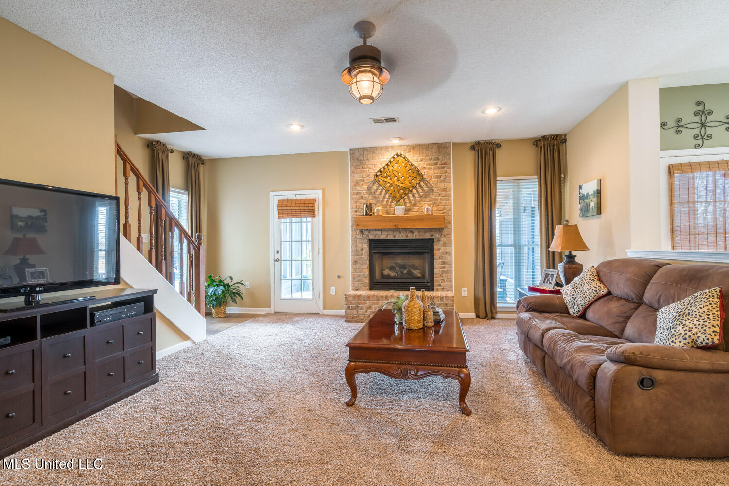 2968 Lyles Road Senatobia, MS 38668 - Photo 13 of 43 Great Room