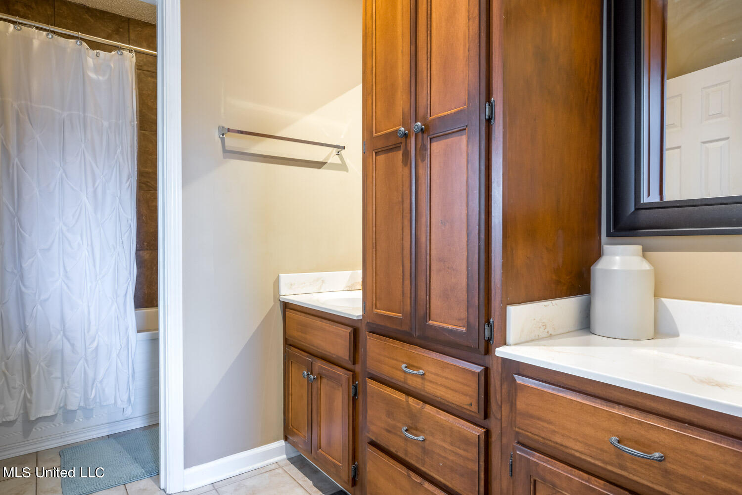 2968 Lyles Road Senatobia, MS 38668 - Photo 26 of 43 Bathroom 3