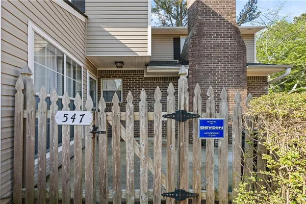 $2,200 | 547 Picketts Bend Circle, Marietta, GA 30008