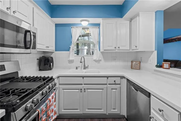 $2,200 | 547 Picketts Bend Circle, Marietta, GA 30008