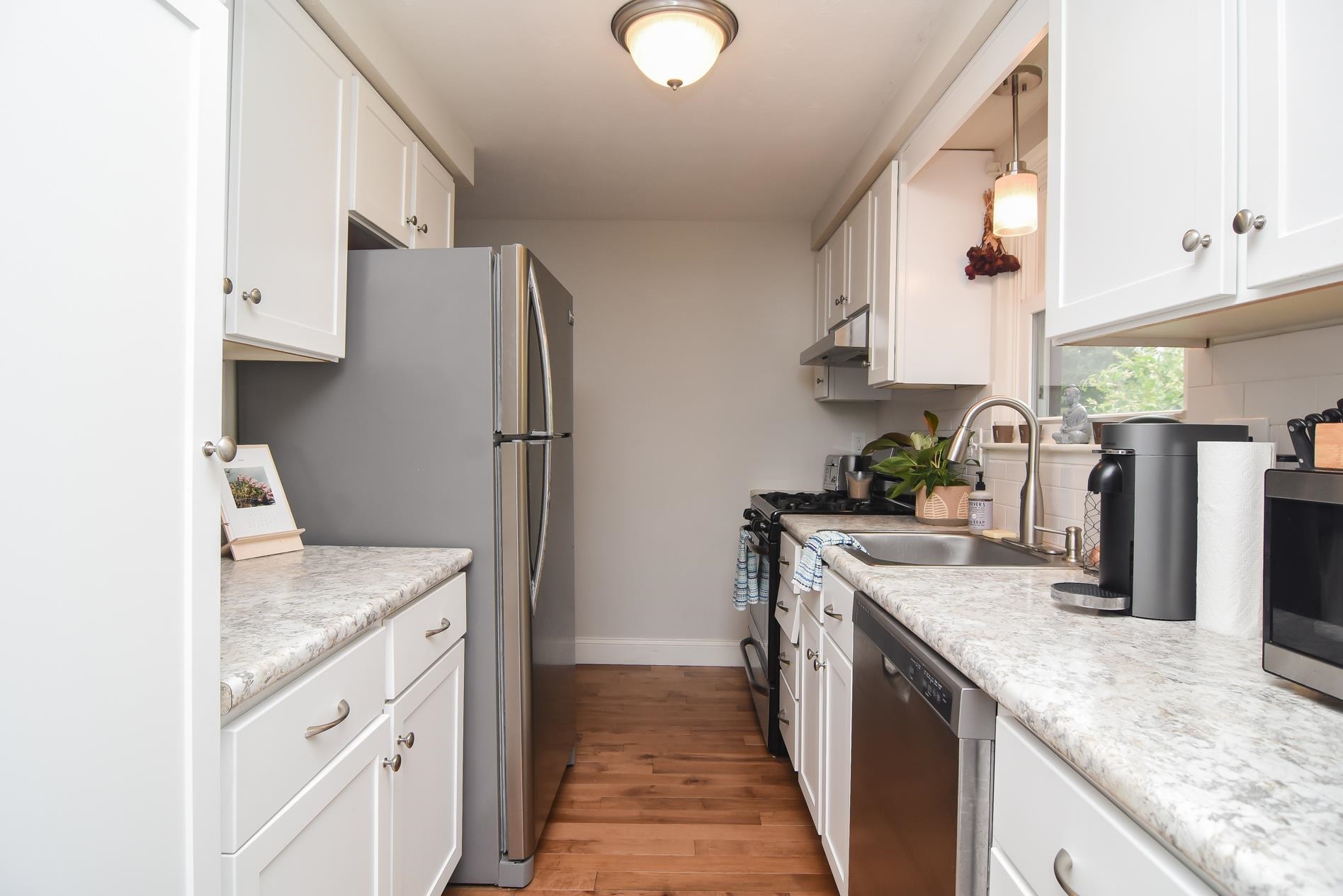 4 Killian Court Merrimack, NH 03054 - Photo 11 of 40