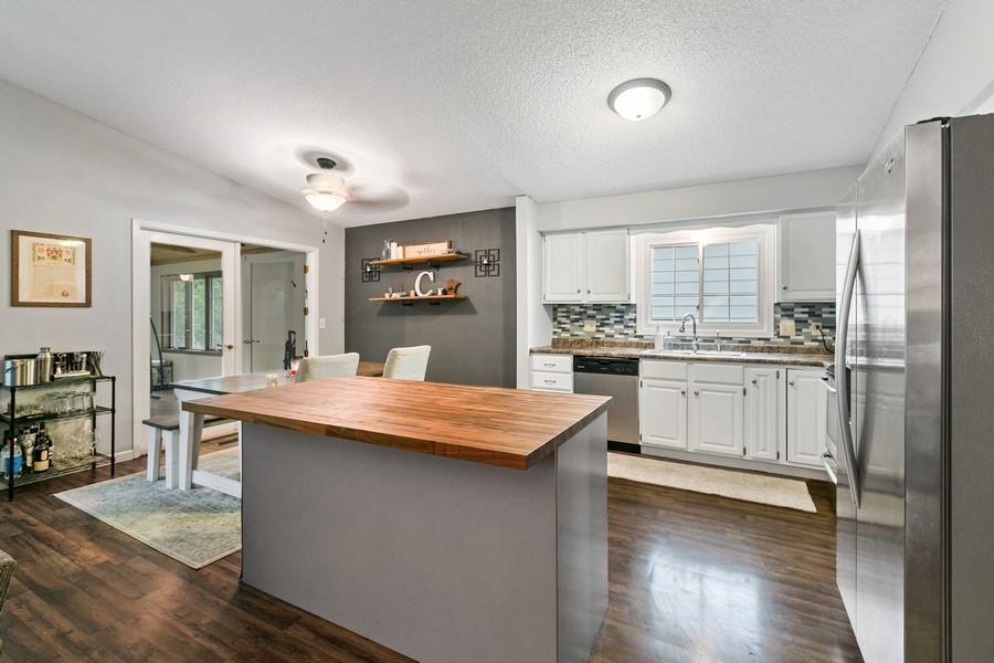 8700 Darnel Road Eden Prairie, MN 55344 - Photo 5 of 17 Gallery Image 5