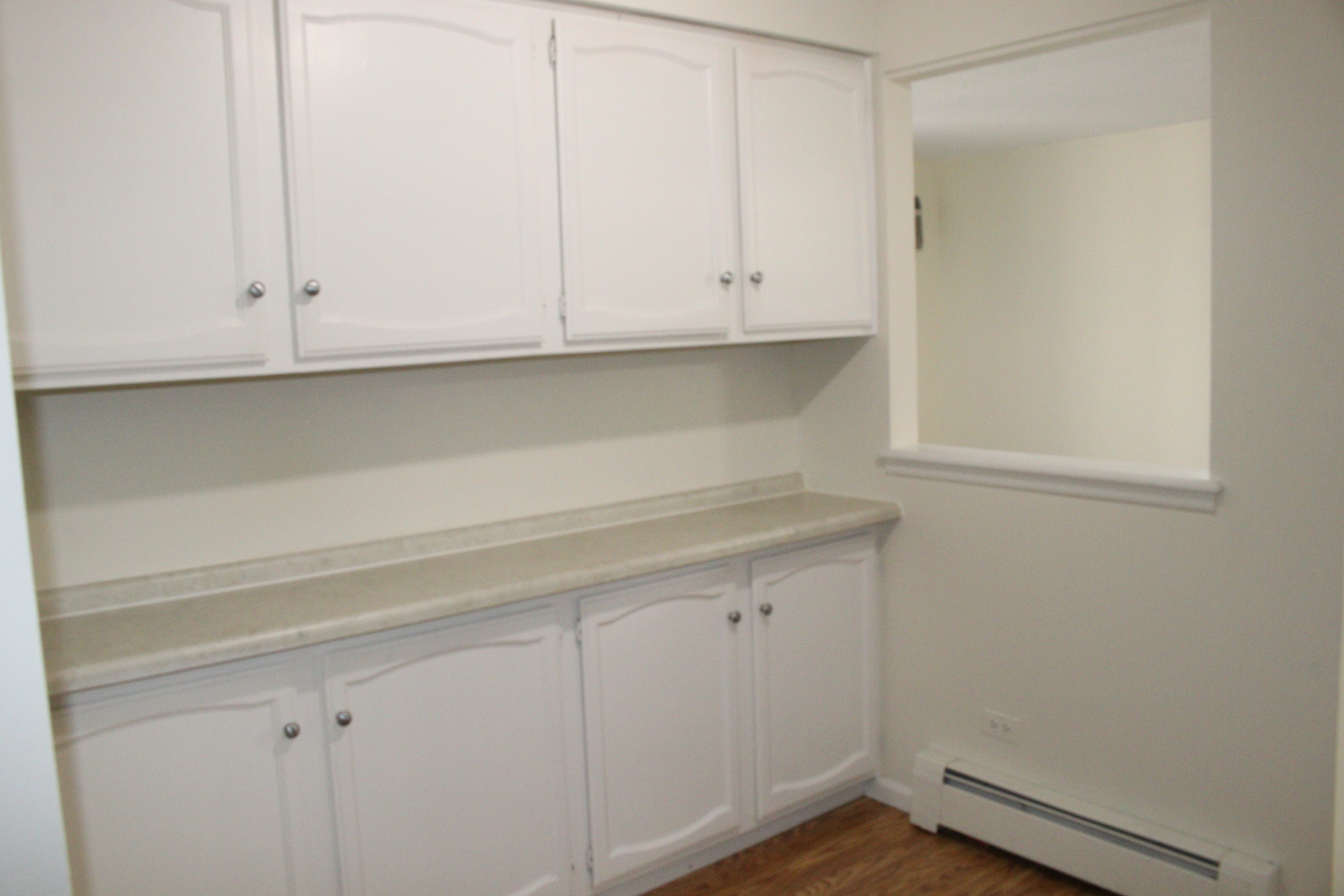 2 Timber Lane, Unit 17 Vernon Hills, IL 60061 - Photo 14 of 28 a view white cabinets