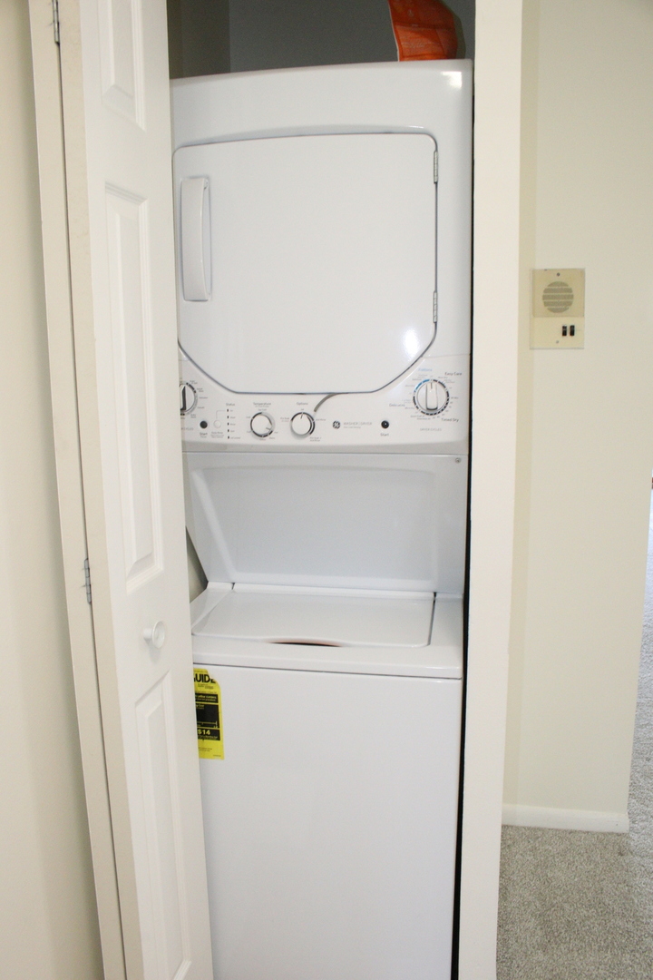 2 Timber Lane, Unit 17 Vernon Hills, IL 60061 - Photo 10 of 28 a close up view of a washer and dryer