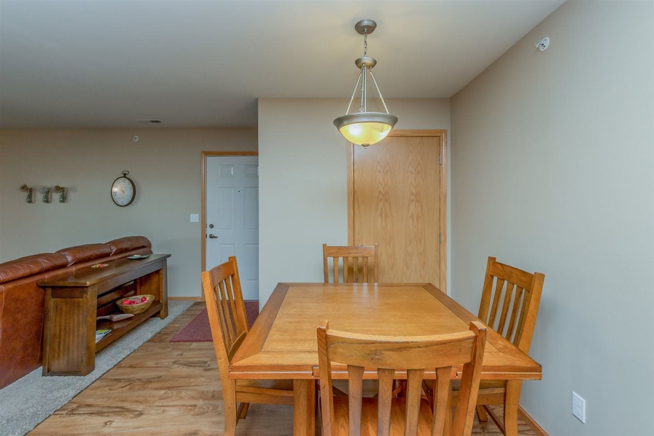 1940 Rockford Road Southwest, Unit 28 Cedar Rapids, IA 52404 - Photo 9 of 25 Gallery Image 9