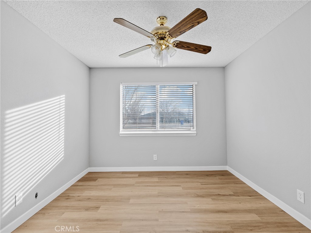 15394 Ute Road Apple Valley, CA 92307 - Photo 14 of 30