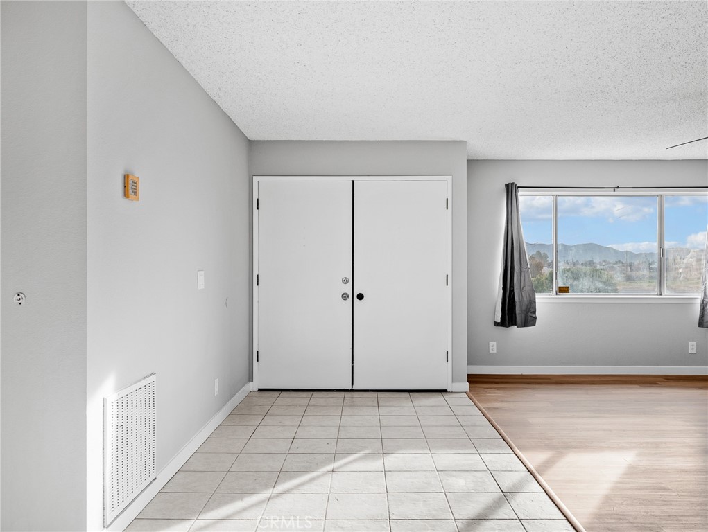 15394 Ute Road Apple Valley, CA 92307 - Photo 5 of 30