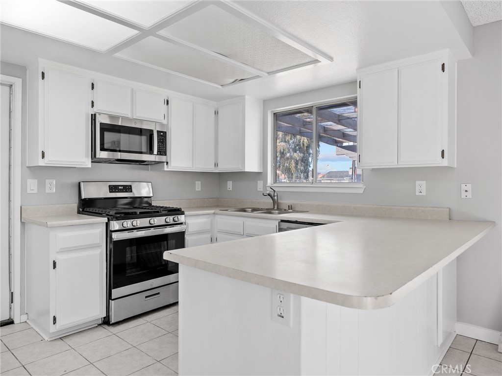 15394 Ute Road Apple Valley, CA 92307 - Photo 10 of 30