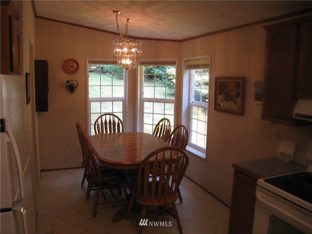 301 Clark Creek Road Longview, WA 98632 - Photo 3 of 36 Gallery Image 3