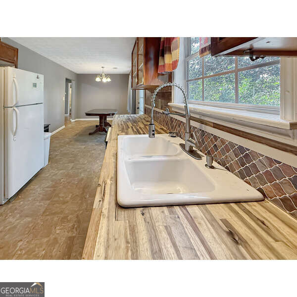 223 City Pond Road Barnesville, GA 30204 - Photo 6 of 19 Gallery Image 6