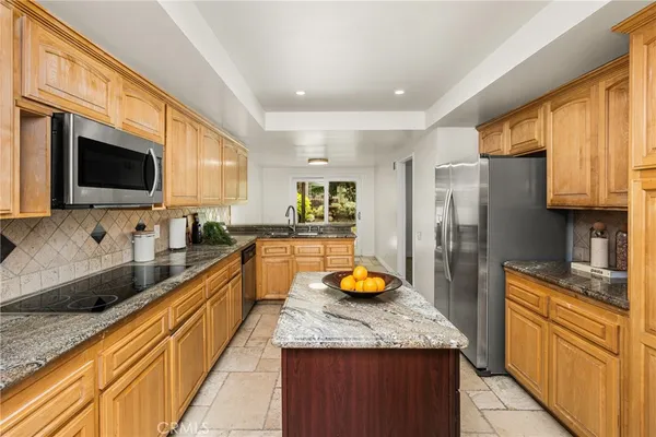 $869,000 | 6164 East Morningview Drive, Anaheim Hills, CA 92807