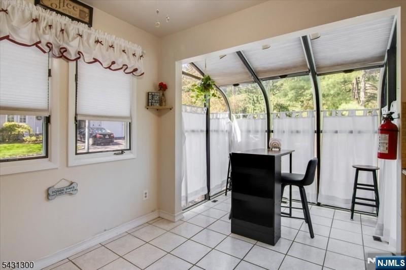 26 Little Falls Road, Unit 12 Cedar Grove, NJ 07009 - Photo 4 of 27
