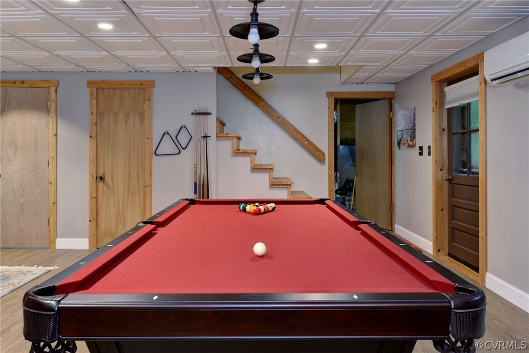 125 Rte 1601 Williamsburg, VA 23188 - Photo 35 of 46 a room with furniture and pool table