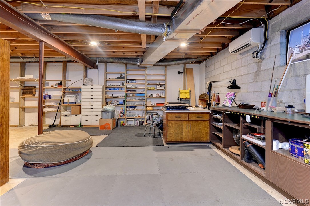 125 Rte 1601 Williamsburg, VA 23188 - Photo 39 of 46 a view of a storage & utility room