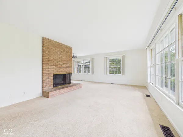 $219,900 | 1316 Ranike Drive, Anderson, IN 46012