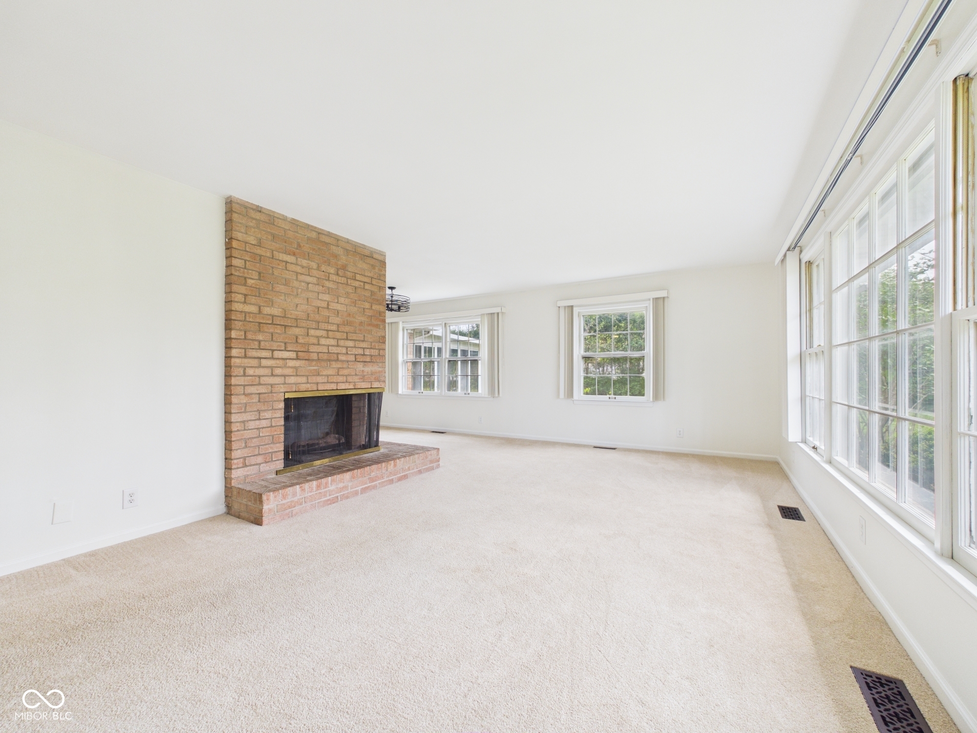 1316 Ranike Drive Anderson, IN 46012 - Photo 10 of 45