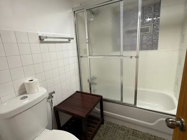 $1,400 | 3318 West Pierce Avenue, Unit G, Chicago, IL 60651