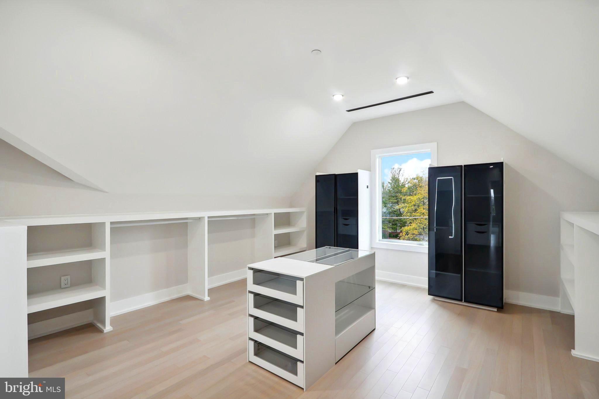 4920 Loughboro Road Northwest Washington, DC 20016 - Photo 32 of 55