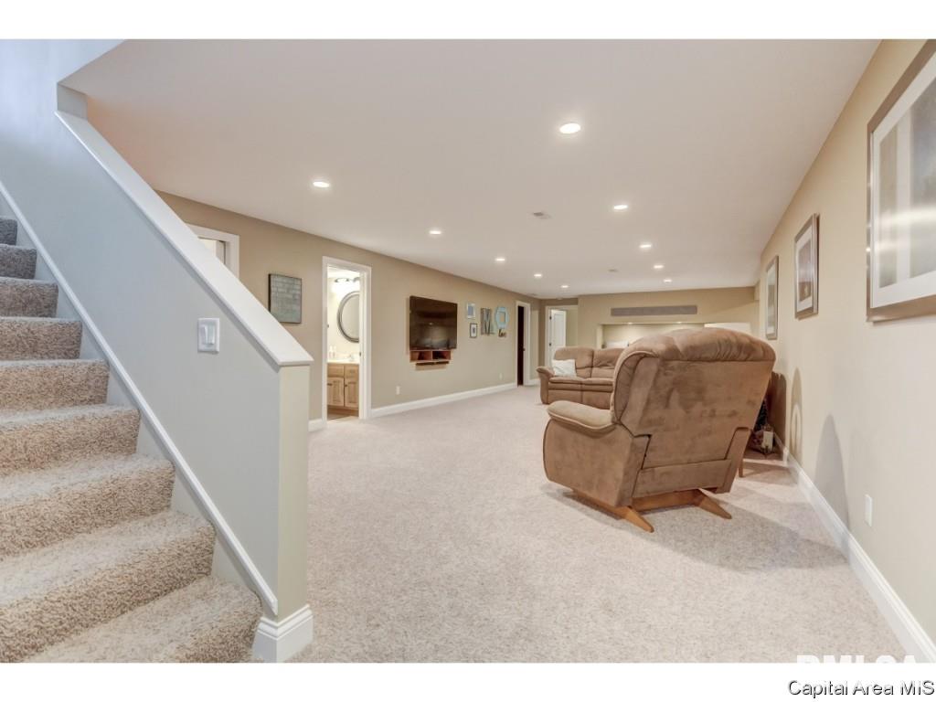 2805 Covered Wagon Trail Springfield, IL 62711 - Photo 26 of 36 Gallery Image 26
