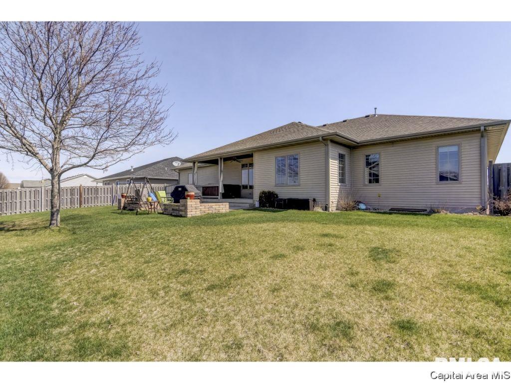 2805 Covered Wagon Trail Springfield, IL 62711 - Photo 34 of 36 Gallery Image 34