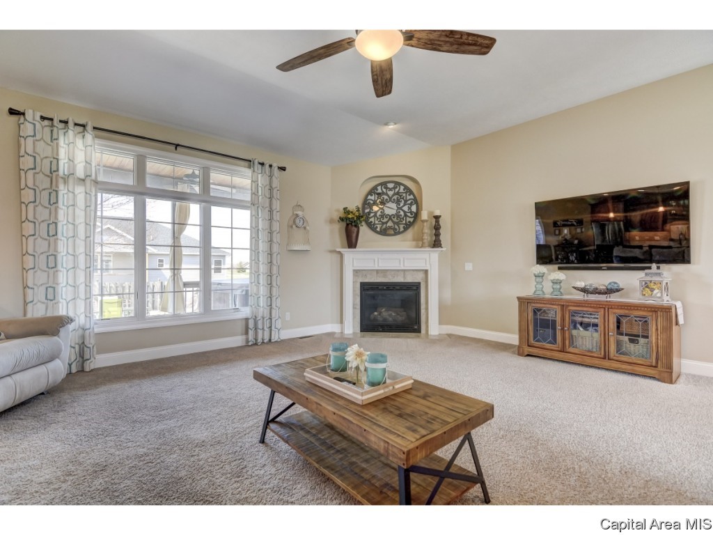 2805 Covered Wagon Trail Springfield, IL 62711 - Photo 8 of 36 Gallery Image 8