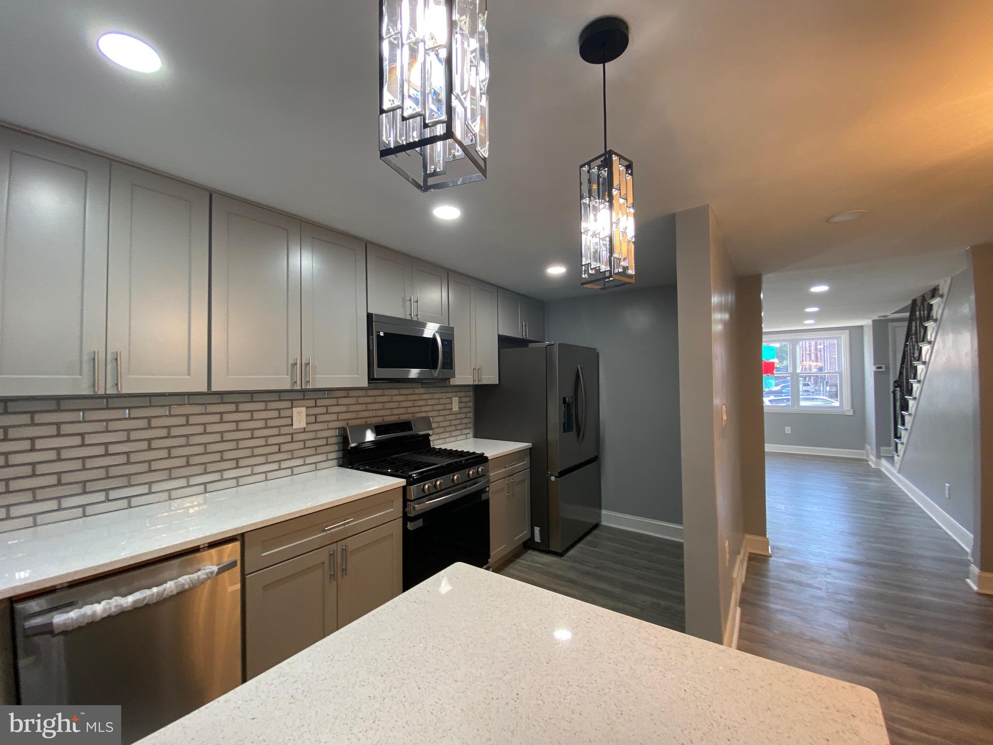 1213 Crestview Road Darby, PA 19023 - Photo 18 of 38 Kitchen