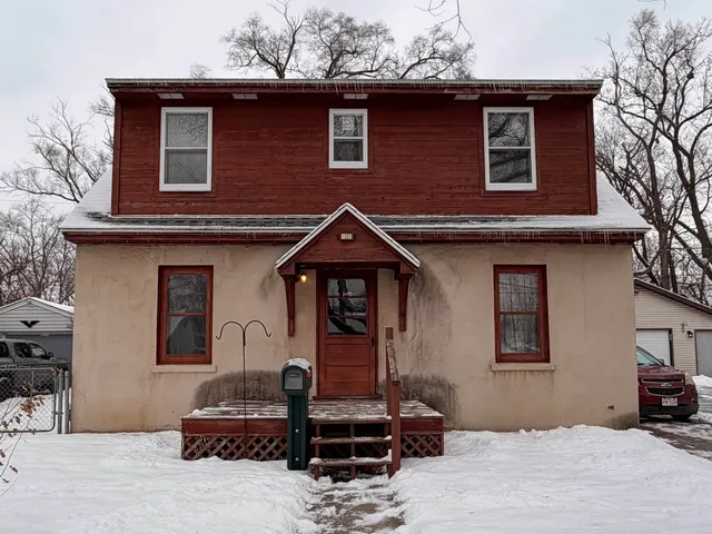 $135,900 | 1729 Summit Avenue, Beloit, WI 53511