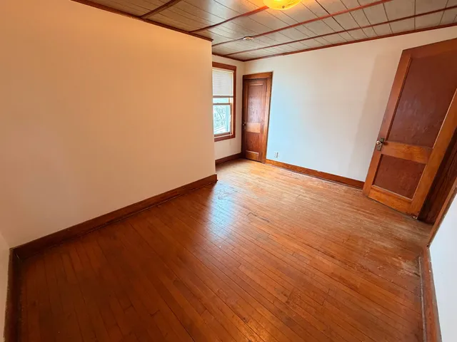 $135,900 | 1729 Summit Avenue, Beloit, WI 53511