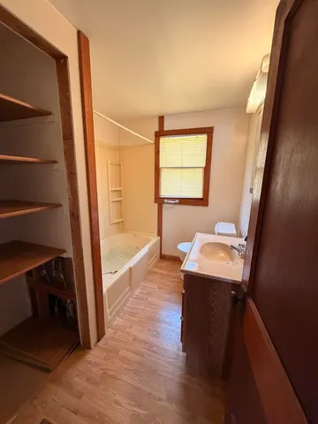 $135,900 | 1729 Summit Avenue, Beloit, WI 53511