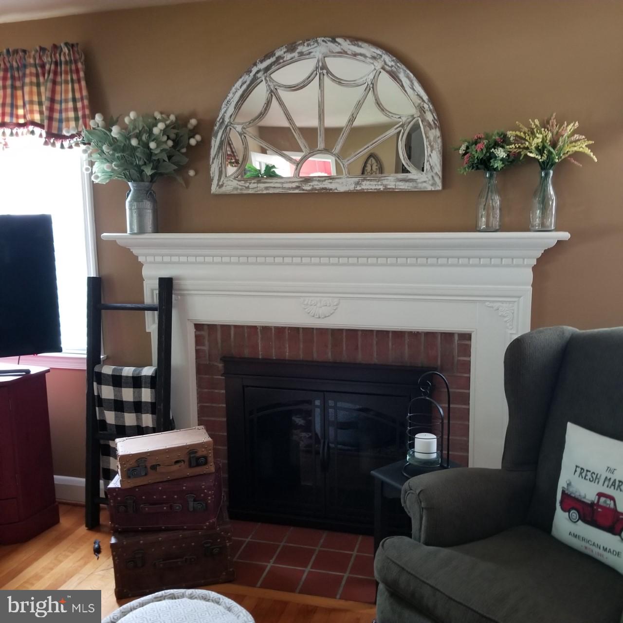 1658 Myamby Road Baltimore, MD 21286 - Photo 13 of 55 Living room with wood burning Fireplace 1 of 2