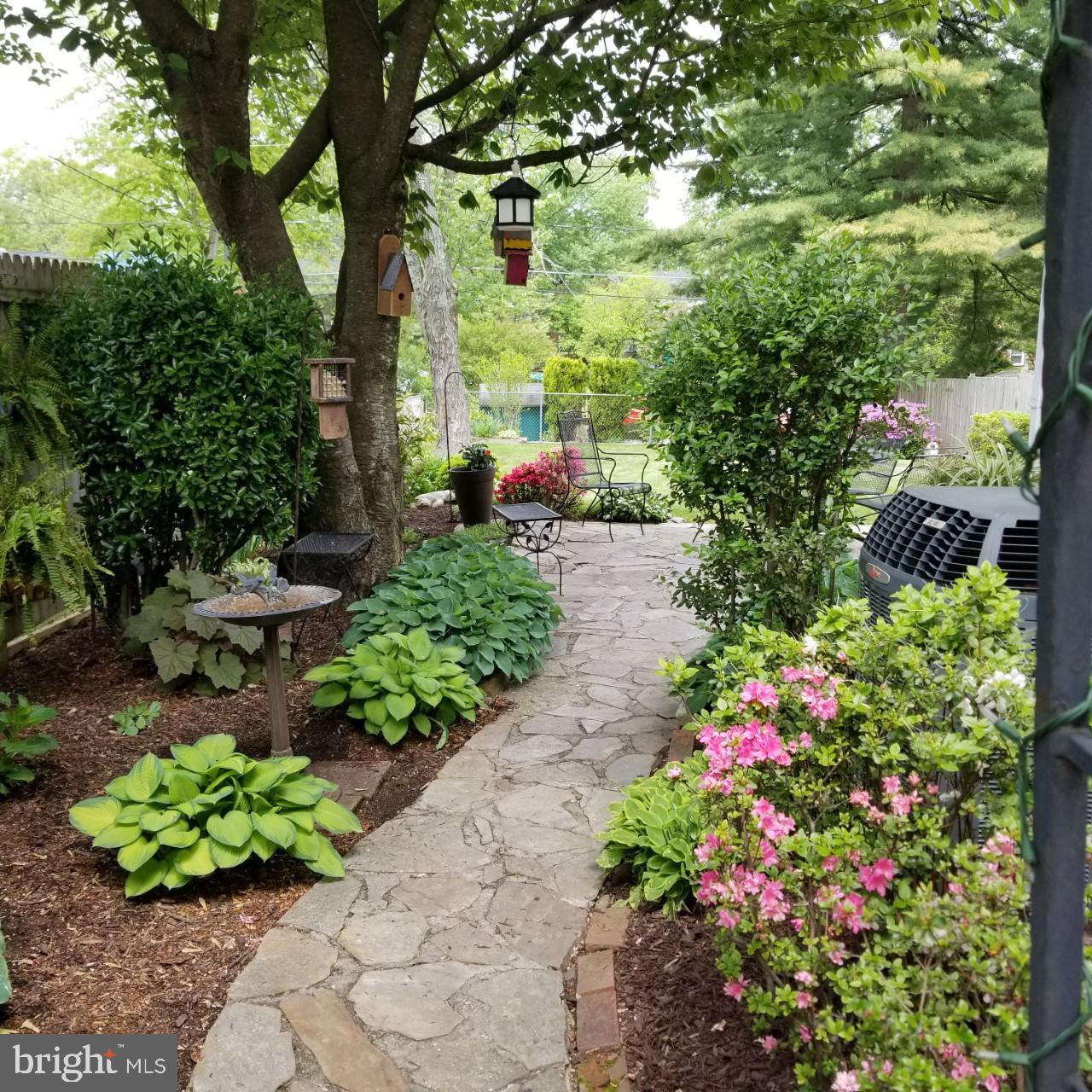 1658 Myamby Road Baltimore, MD 21286 - Photo 8 of 55 Side walk way.