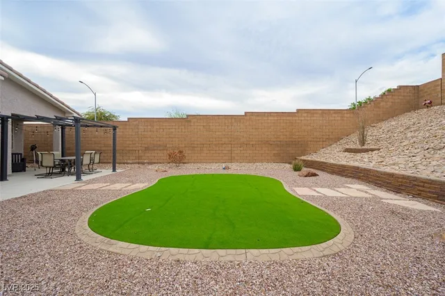 $349,000 | 2368 Cookies Crossing Court, Laughlin, NV 89029