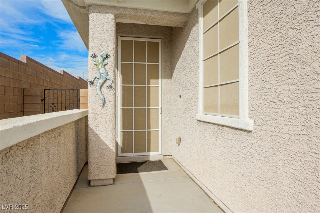 2368 Cookies Crossing Court Laughlin, NV 89029 - Photo 7 of 36
