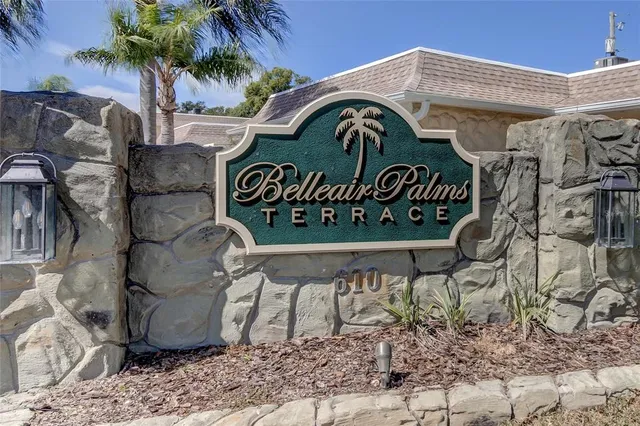$285,000 | 610 Indian Rocks Road North, Unit 123, Belleair Bluffs, FL 33770