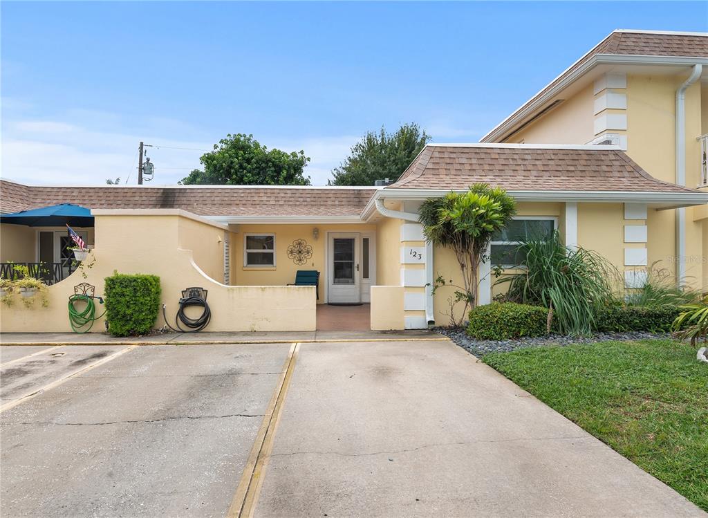 610 Indian Rocks Road North, Unit 123 Belleair Bluffs, FL 33770 - Photo 2 of 20