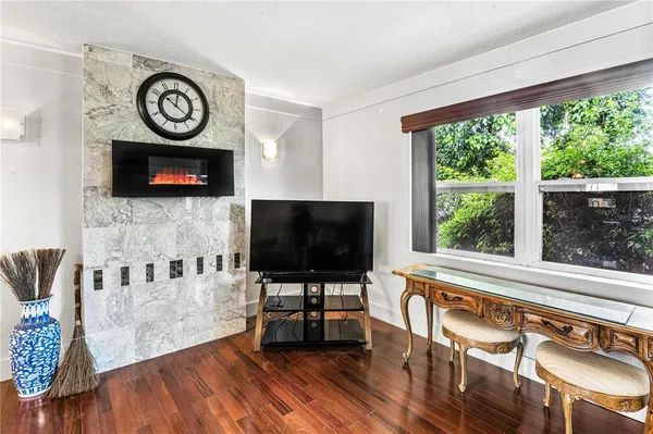$284,000 | 610 Indian Rocks Road North, Unit 123, Belleair Bluffs, FL 33770